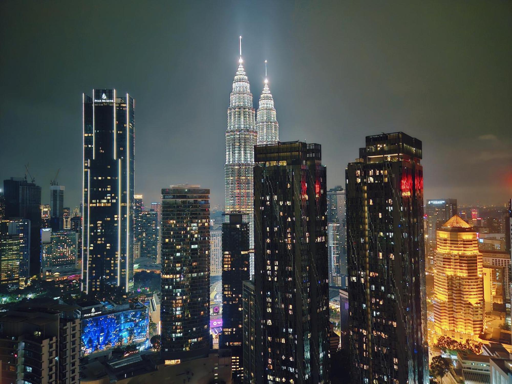 Royce Klcc Kuala Lumpur City Centre By Dormeo Destinations Exterior photo